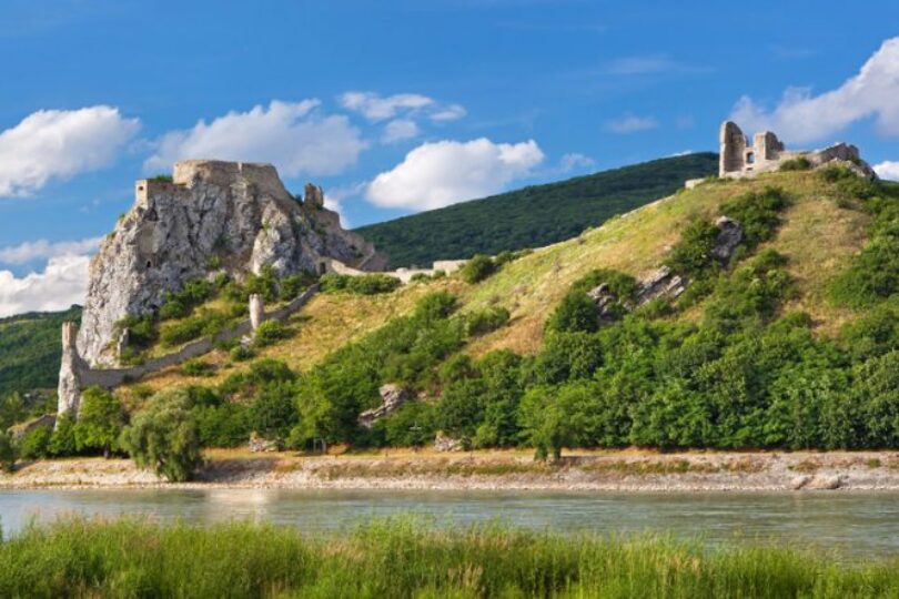 Najkrajšie hrady na Slovensku