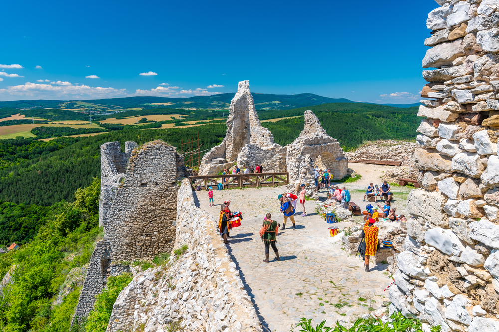 Najkrajšie hrady na Slovensku