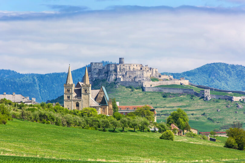 Najkrajšie hrady na Slovensku