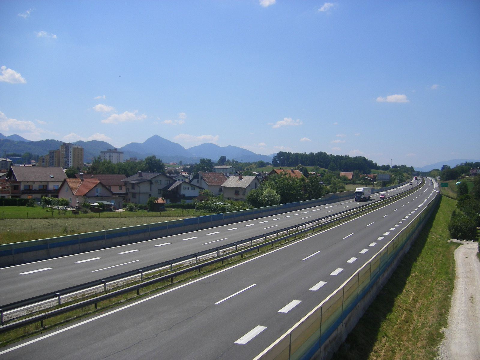 Slovinské cesty a mýtny systém: Sen každého cestovateľa