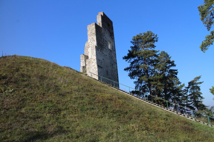 Hrad Dobrá Niva