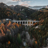 Jesenný Semmering: Jedinečná turistika v Rakúsku popri železnici UNESCO
