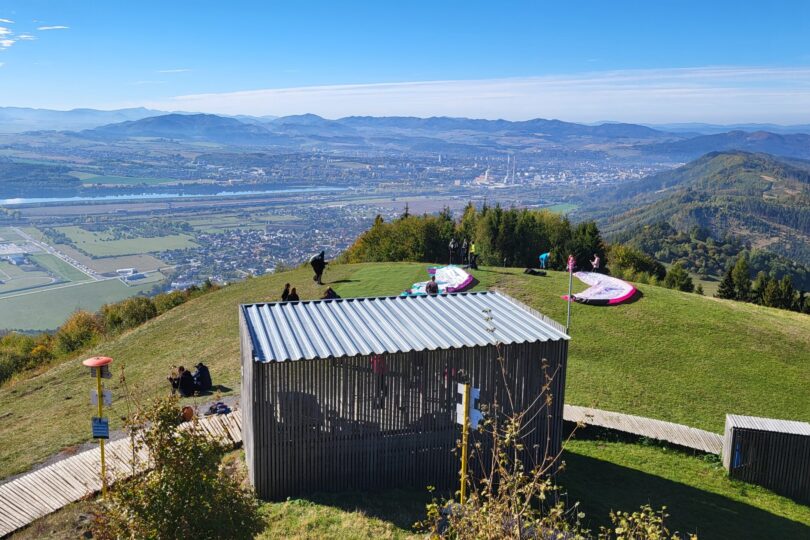 Vrch Straník: Výhľady a paraglajdingový raj nad Žilinou